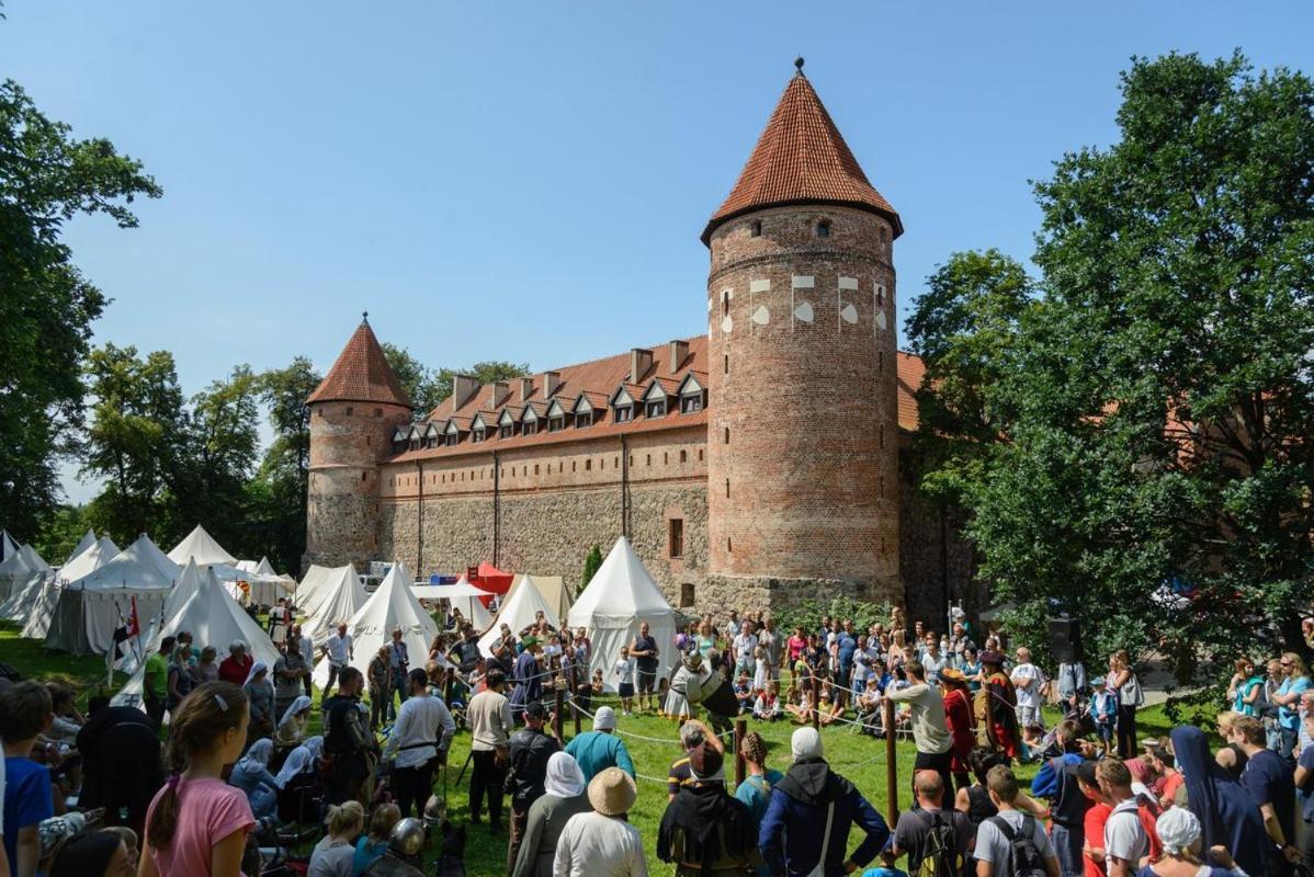 Pensjonat Srebrny Klon Bytów Exteriér fotografie